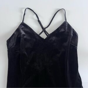 BARDOT Elegant Black Velvet Maxi Dress